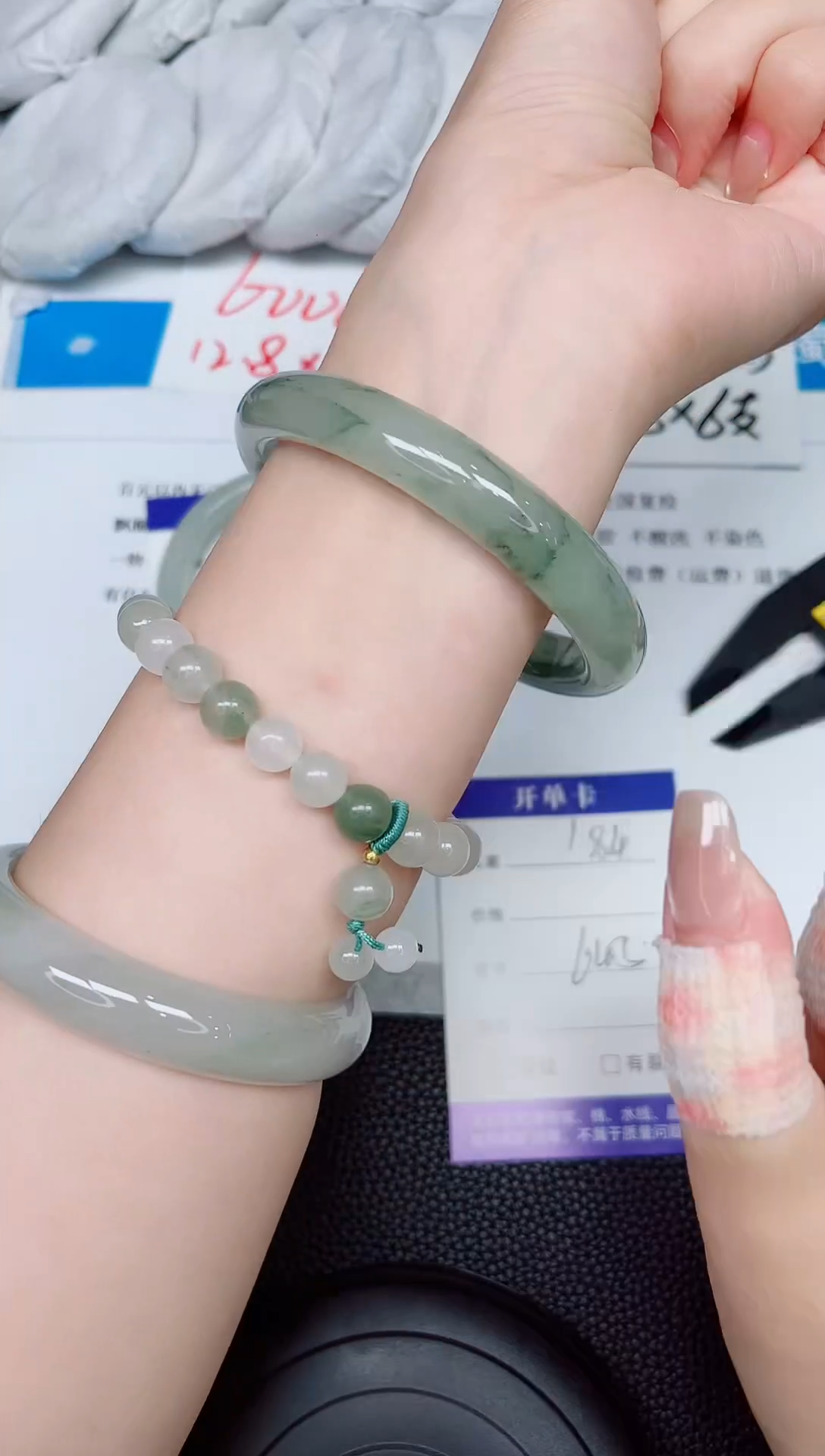 石英质玉手镯未镶嵌184-64.5