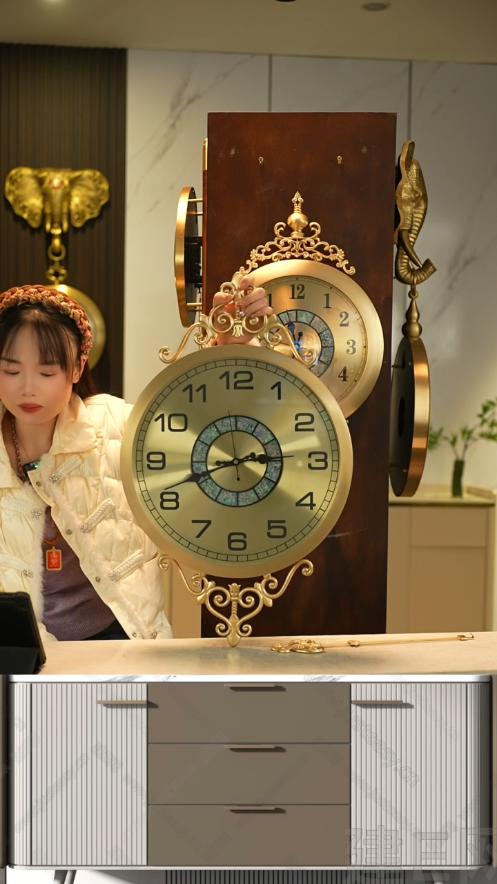 【闪购商品】有机玻璃黄铜挂钟