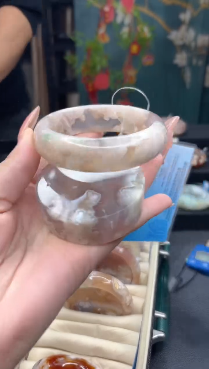 【闪购商品】石英质玉手镯未镶嵌121（60圈赠送镯心）