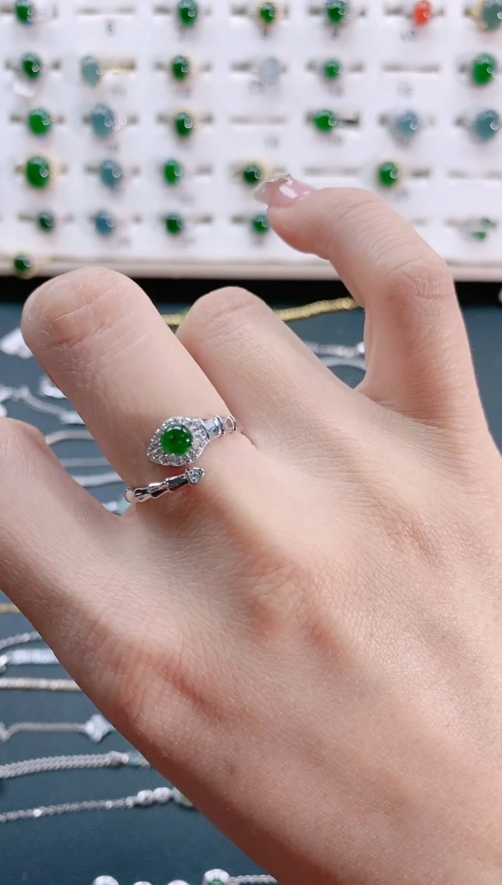 【闪购商品】翡翠戒指银S925镶嵌天然翡翠