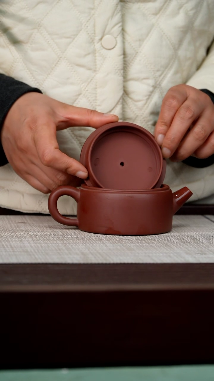 【闪购商品】宜兴原矿紫砂壶茶壶160C