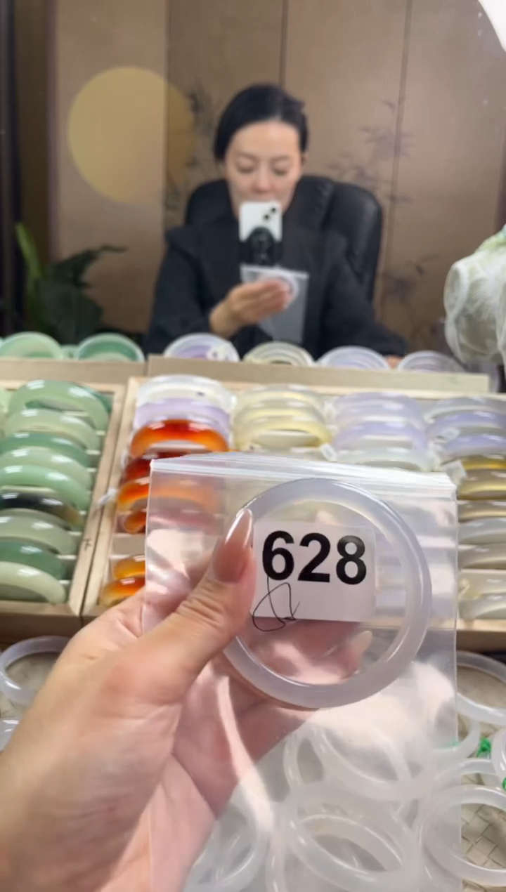 手镯玛瑙/玉髓未镶嵌628