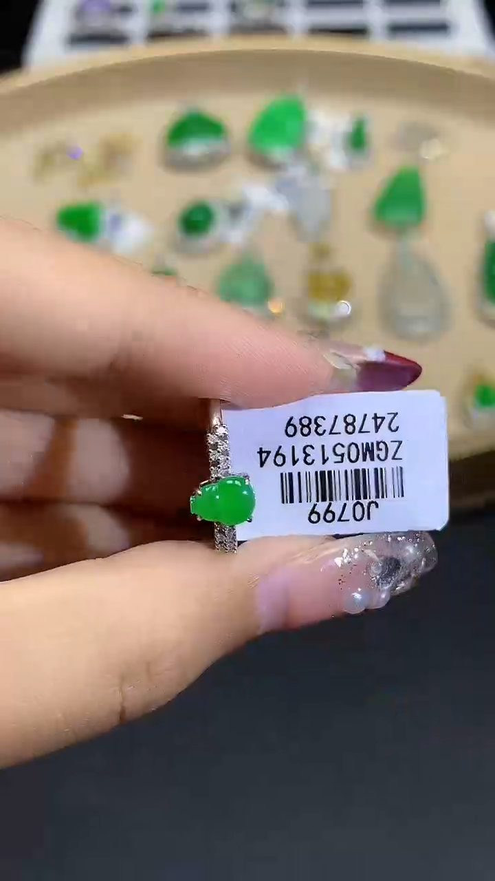 【闪购商品】翡翠戒指18K金镶嵌ZGMJ0799
