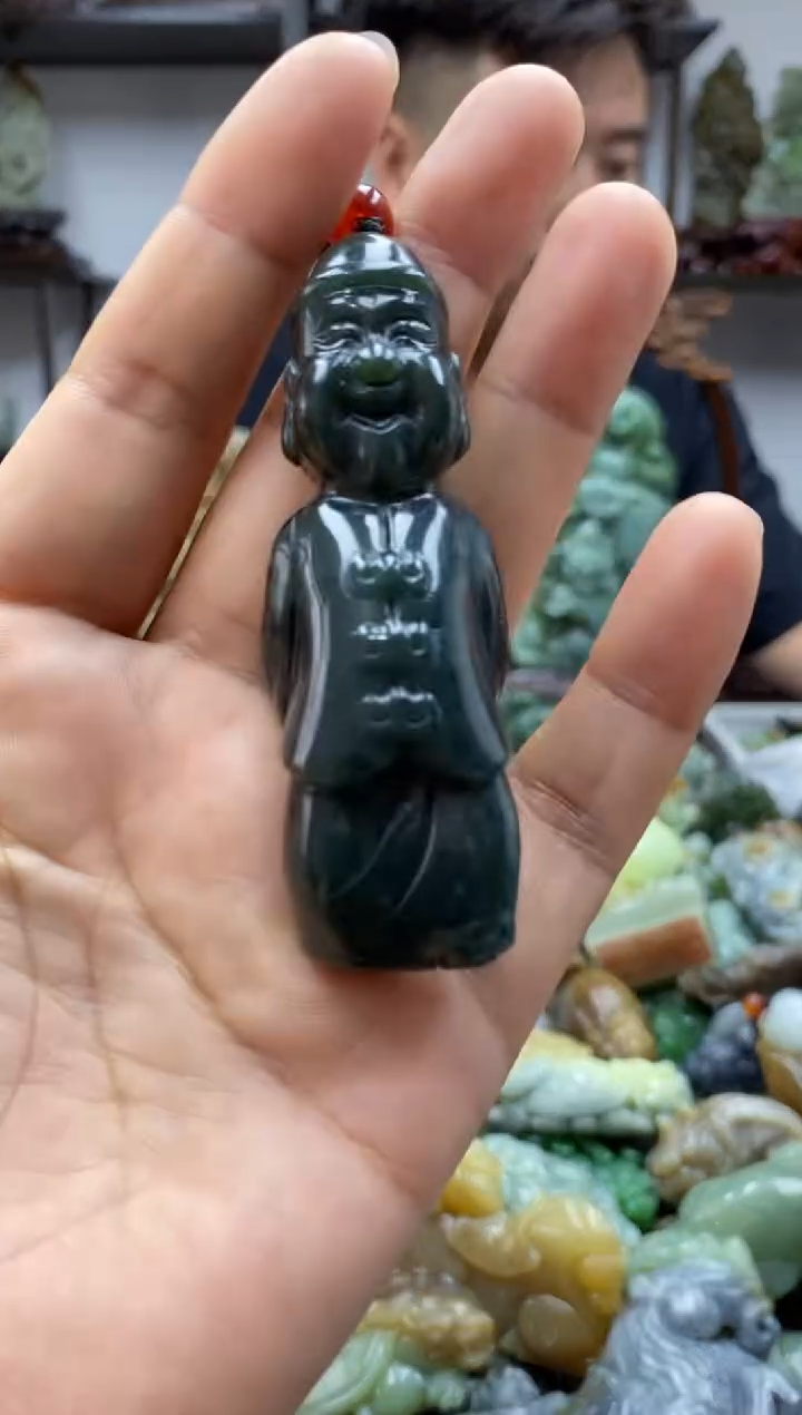 和田玉未镶嵌把件1