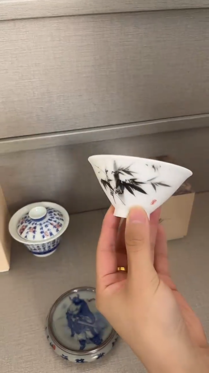 景德镇高温瓷斗笠羊脂玉竹子