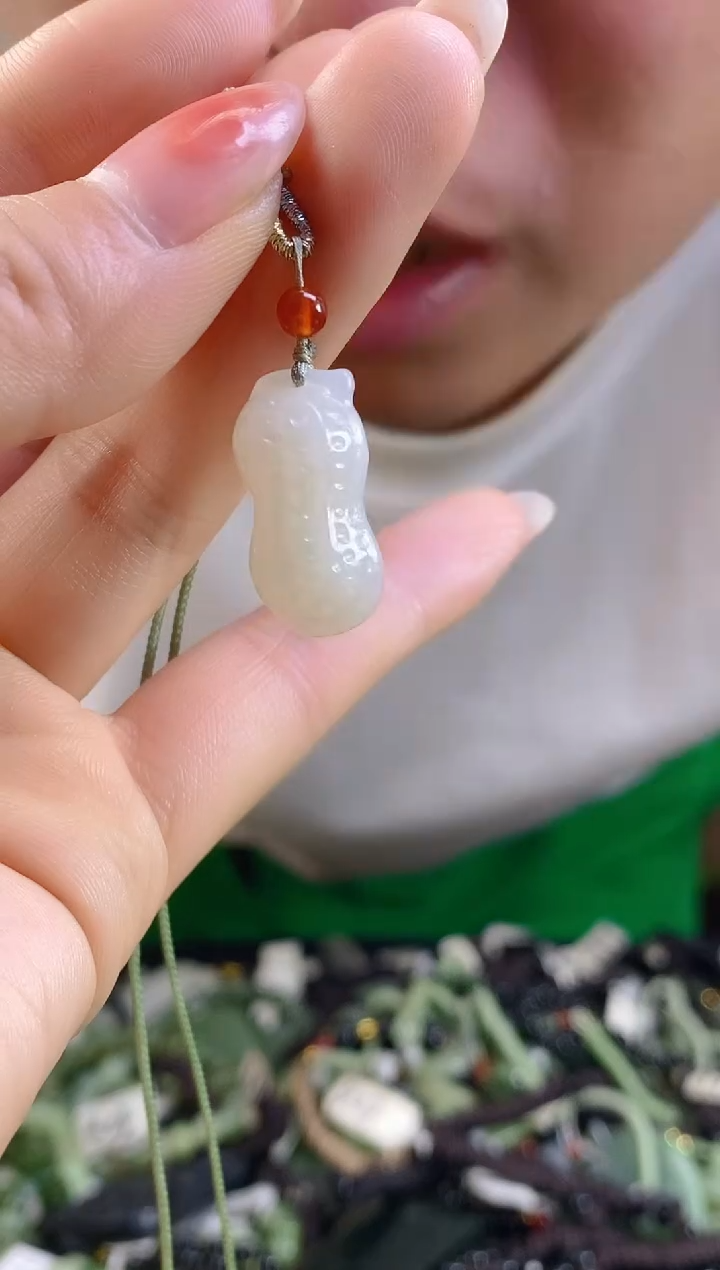 和田玉未镶嵌颈饰多样性发货，拍一发一