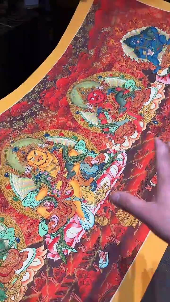 卷轴画【主播精品】高端卷轴画——唐卡五路财神