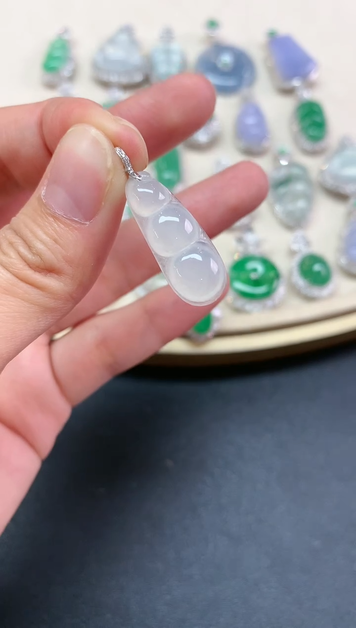 【闪购商品】翡翠吊坠(不含链)18K金镶嵌Q50|780