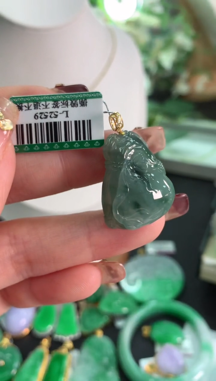 【闪购商品】翡翠吊坠(不含链)18K金镶嵌挂件