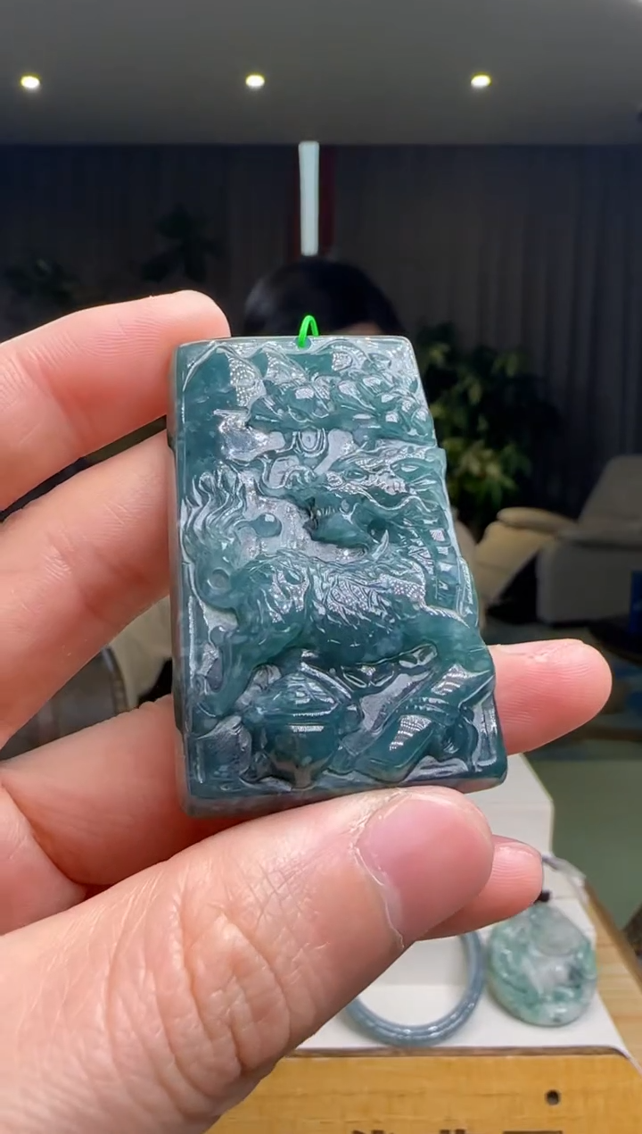 【闪购商品】翡翠吊坠(不含链)未镶嵌DY@@60B7J14658