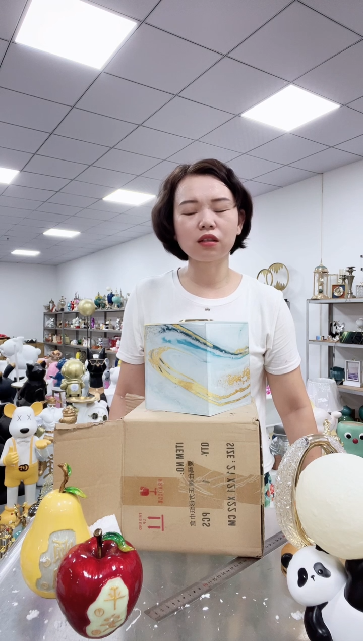 悦美流金溢彩正方形纸巾盒