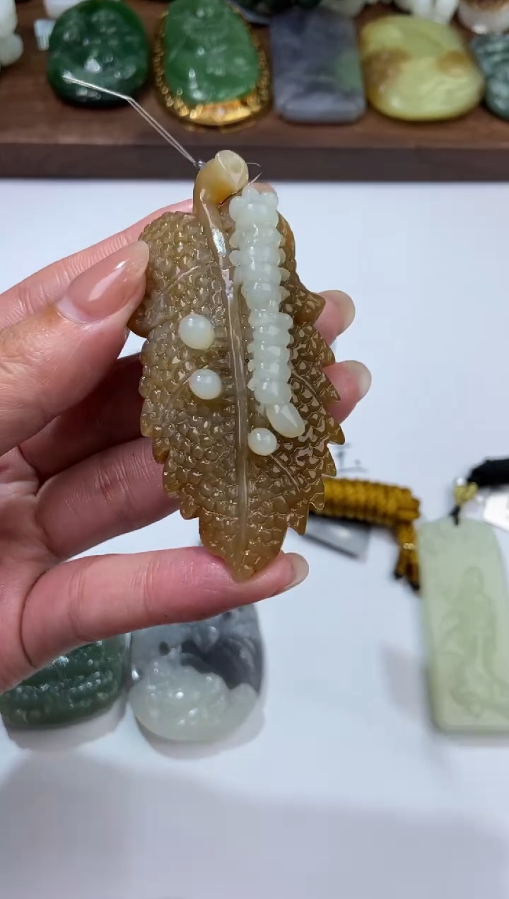 和田玉未镶嵌颈饰2203497  