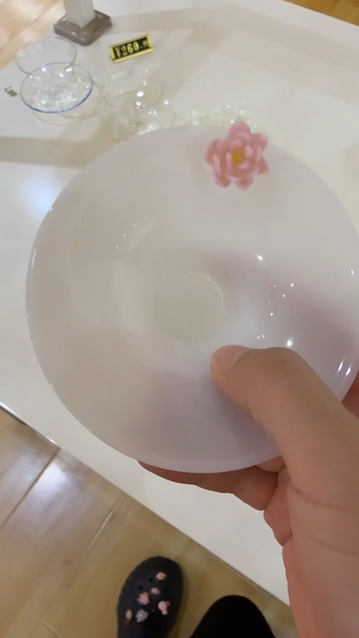 玉见白玉粉花玻璃茶漏