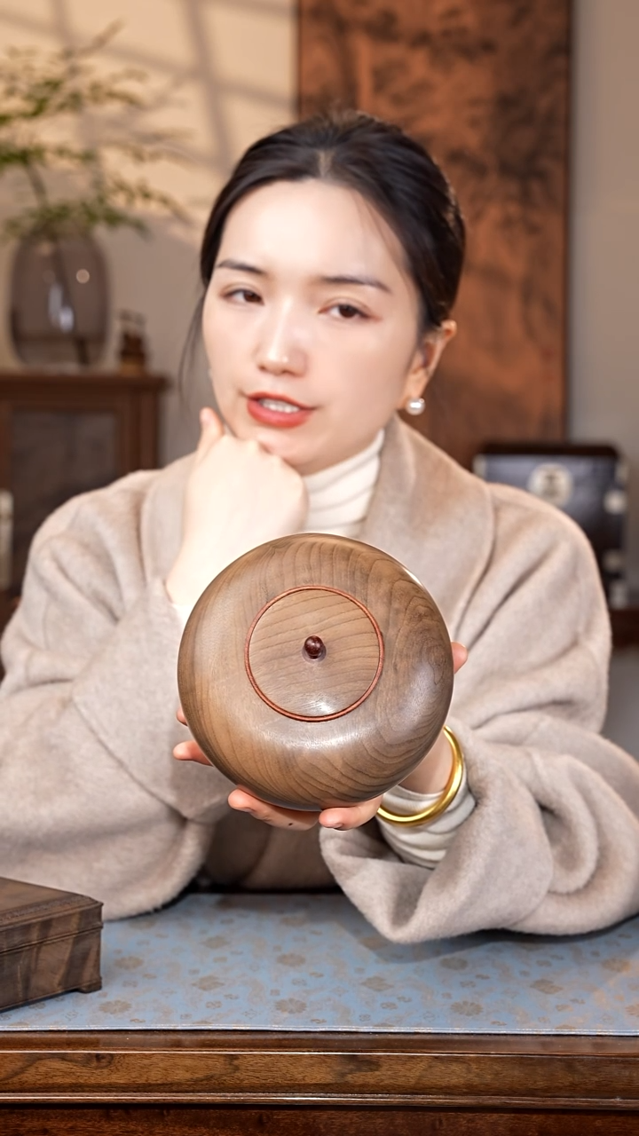 乌木类家具金丝楠阴沉木 精工大尺寸品香罐