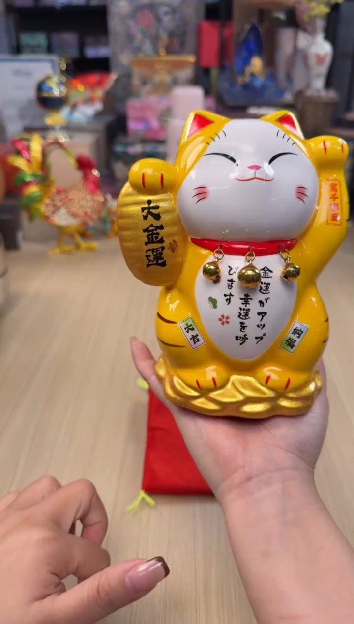 .41金运虎纹招财猫