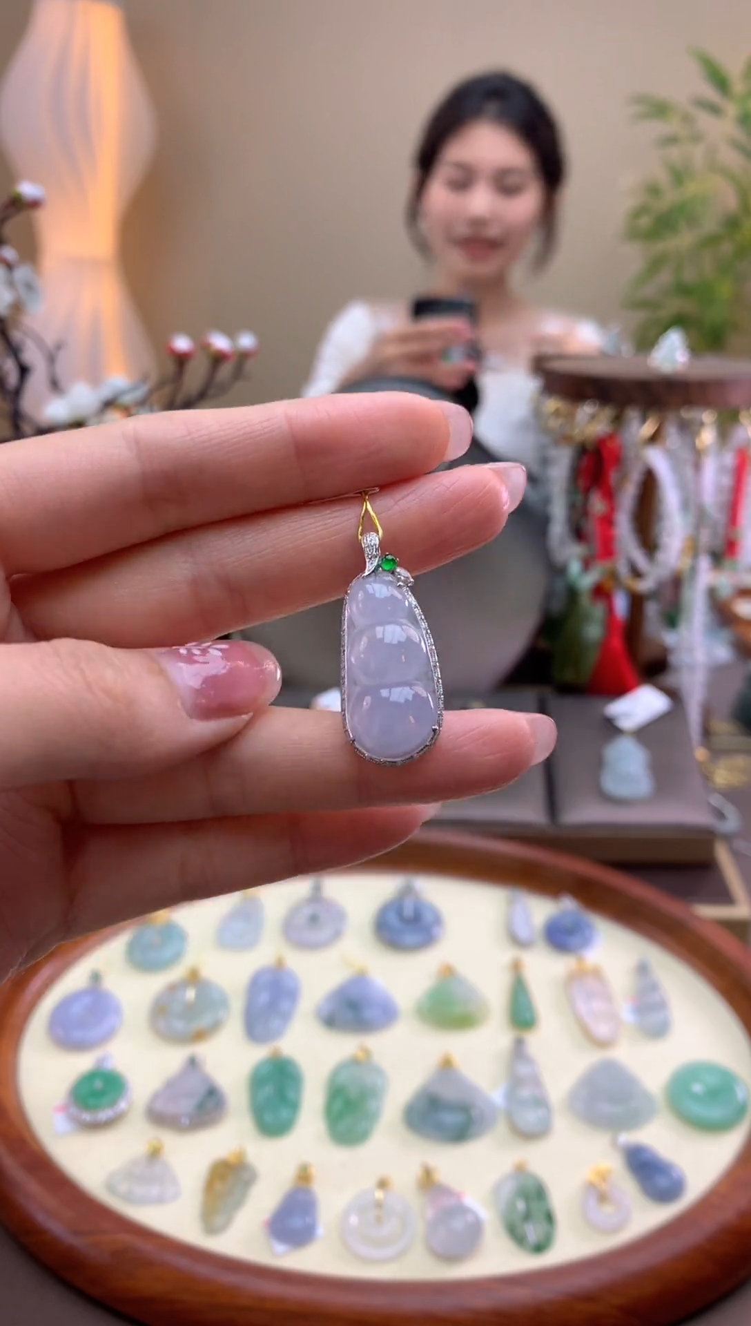 【闪购商品】翡翠颈饰18K金镶嵌豆子