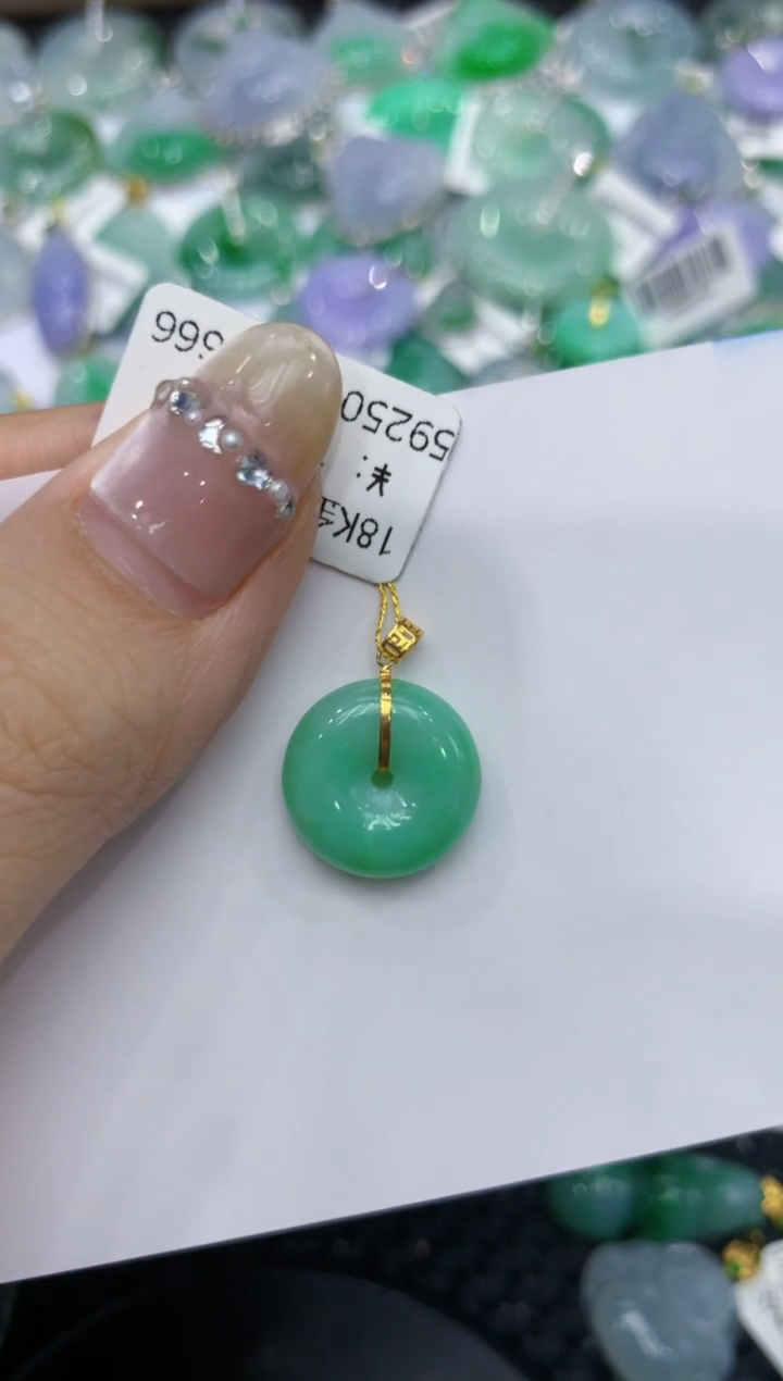 【闪购商品】翡翠颈饰18K金镶嵌222222222