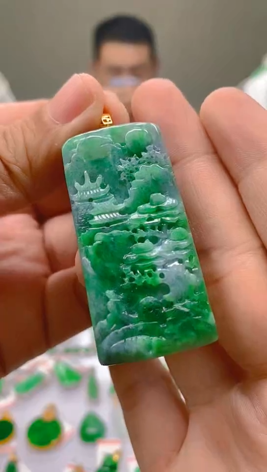 【闪购商品】翡翠颈饰18K金镶嵌 新号开播，全场乱卖