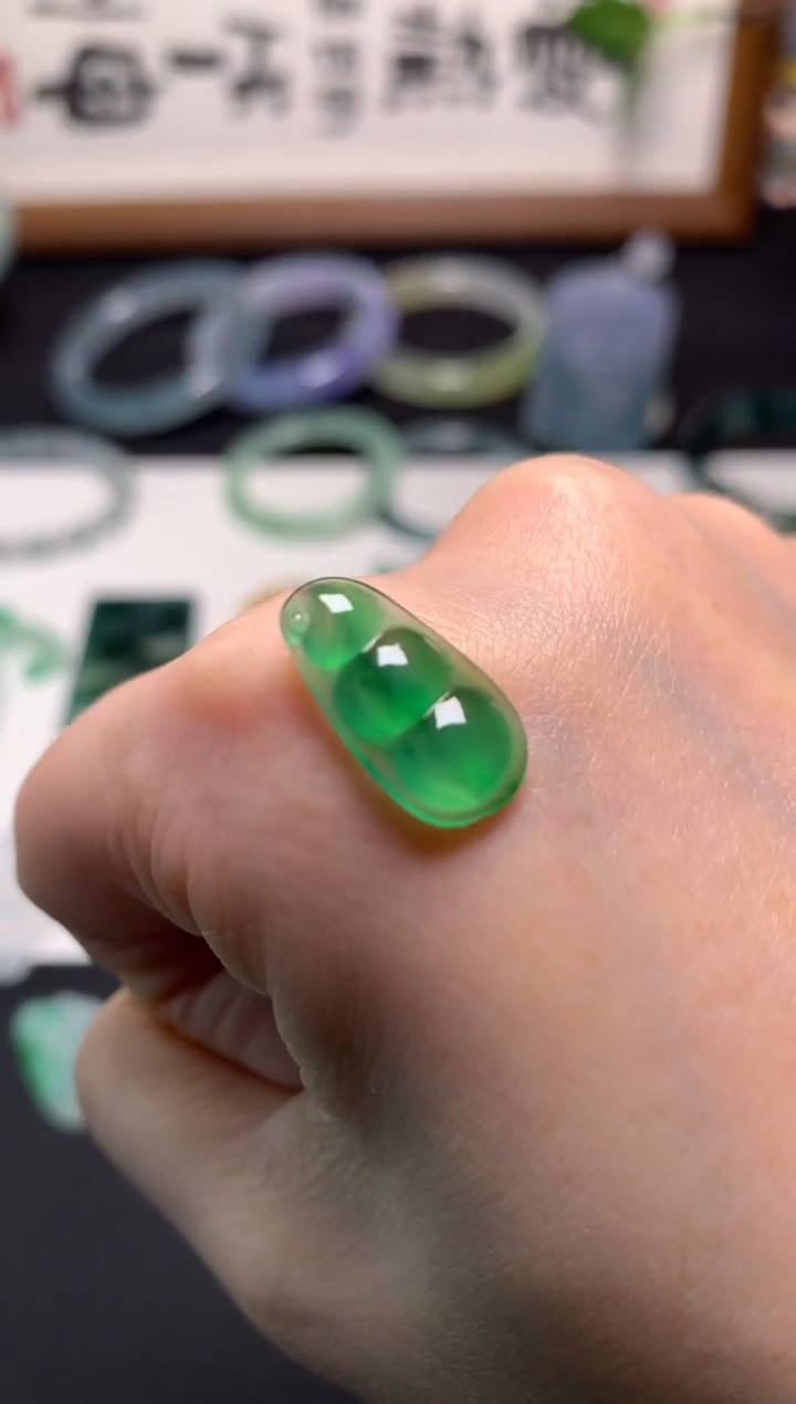 未镶嵌定制翡翠17.6*19.4*3.9
