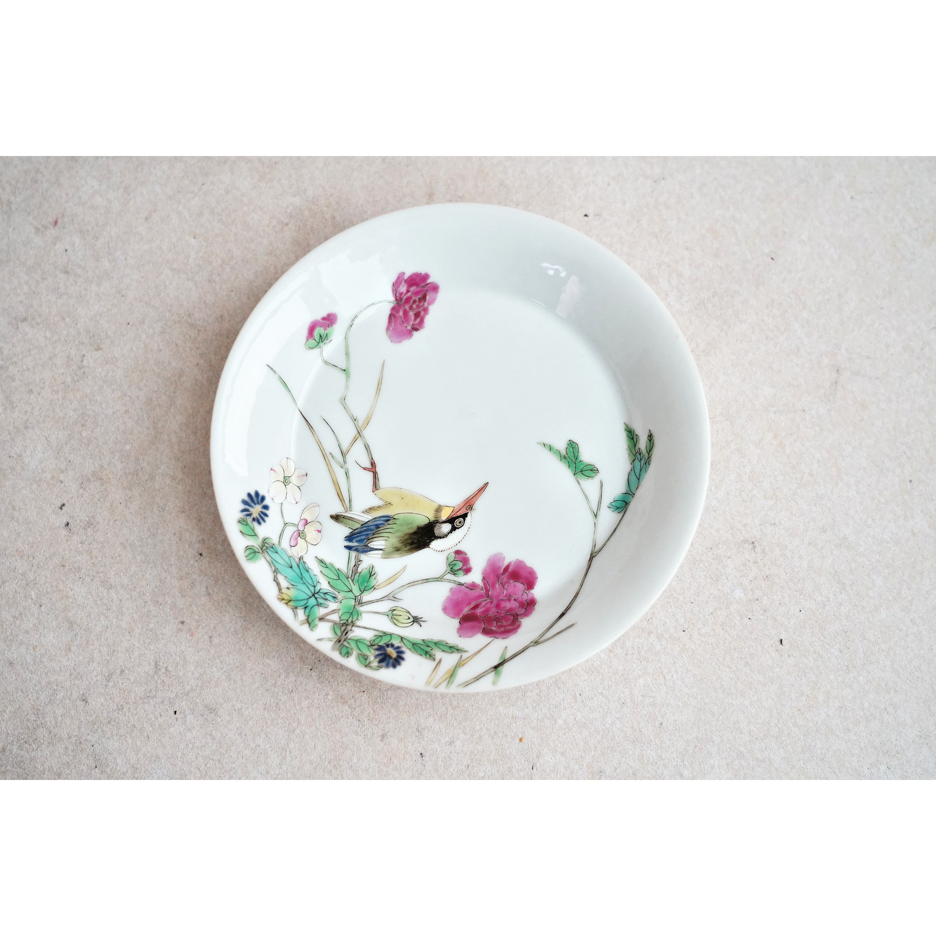 文华藏珍第366期拍品 9 民国 粉彩花鸟纹盘