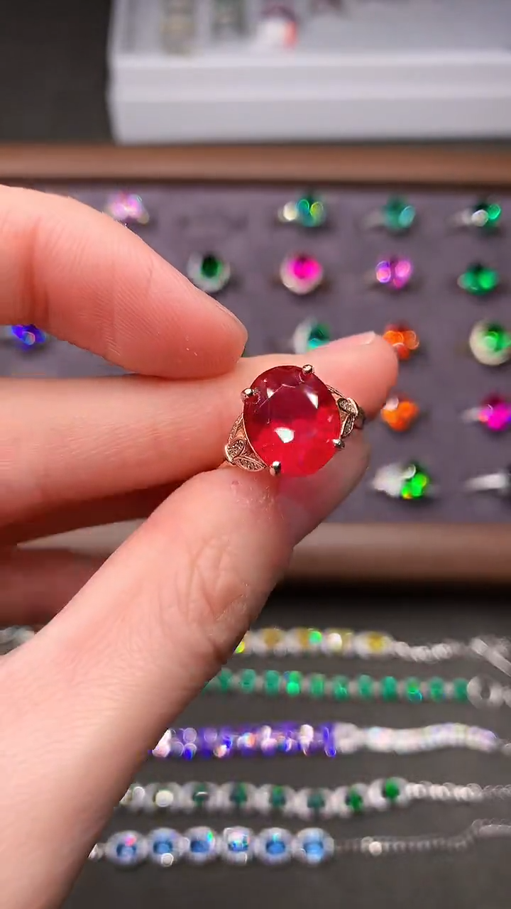 【闪购商品】红宝石戒指银S925镶嵌······