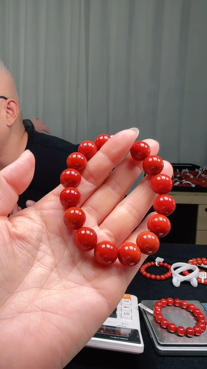 未镶嵌多样性发一件南红玛瑙【高货】锦红13mm保山圆珠单圈 