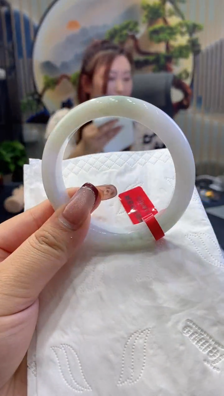 【闪购商品】翡翠手镯未镶嵌00009425