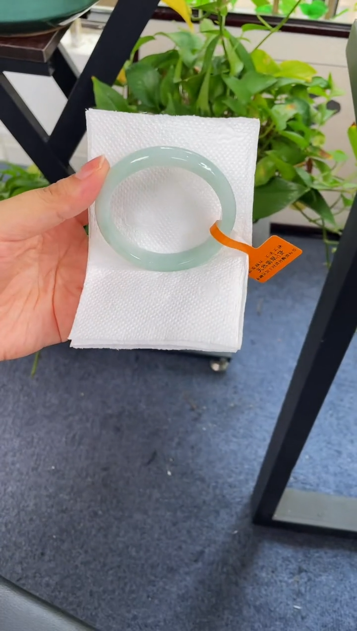 翡翠手镯未镶嵌032-53