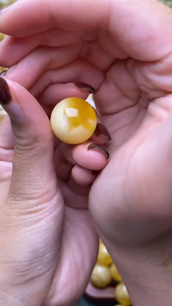 未镶嵌琥珀裸石蜜蜡.74