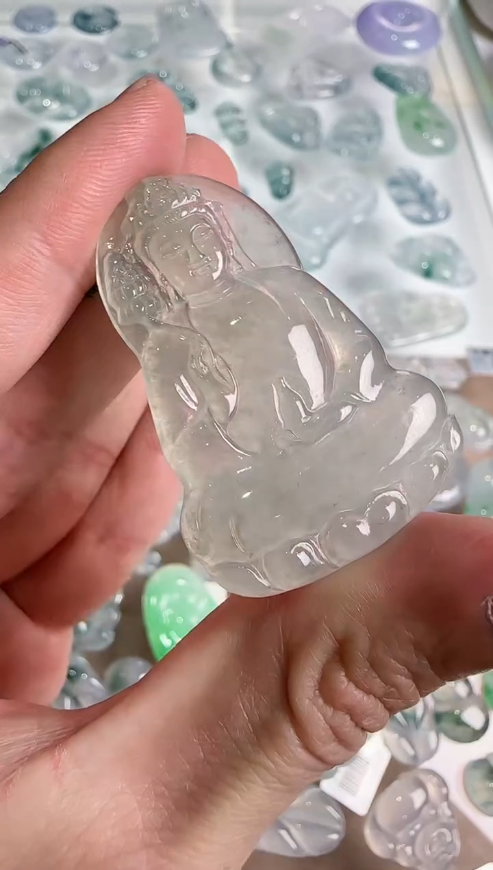 【闪购商品】翡翠吊坠(不含链)未镶嵌··