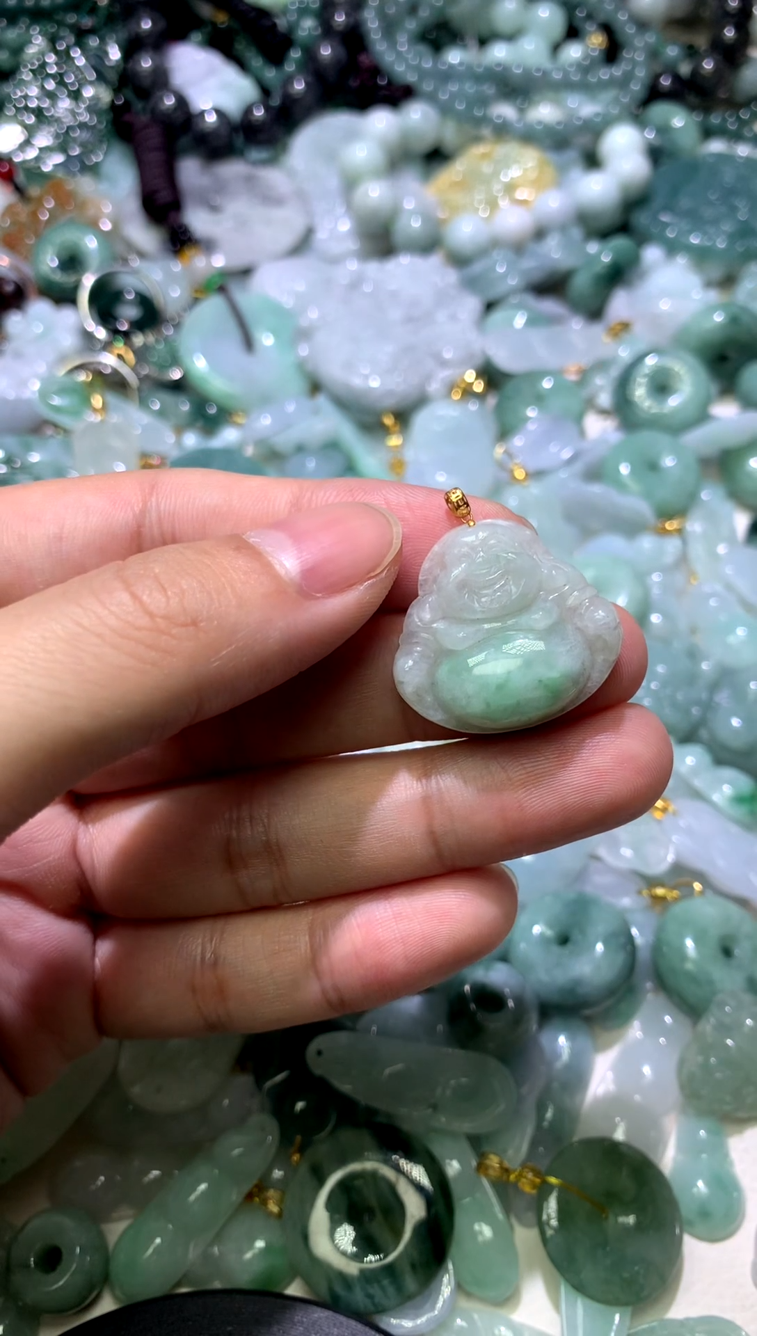 颈饰未镶嵌翡翠1