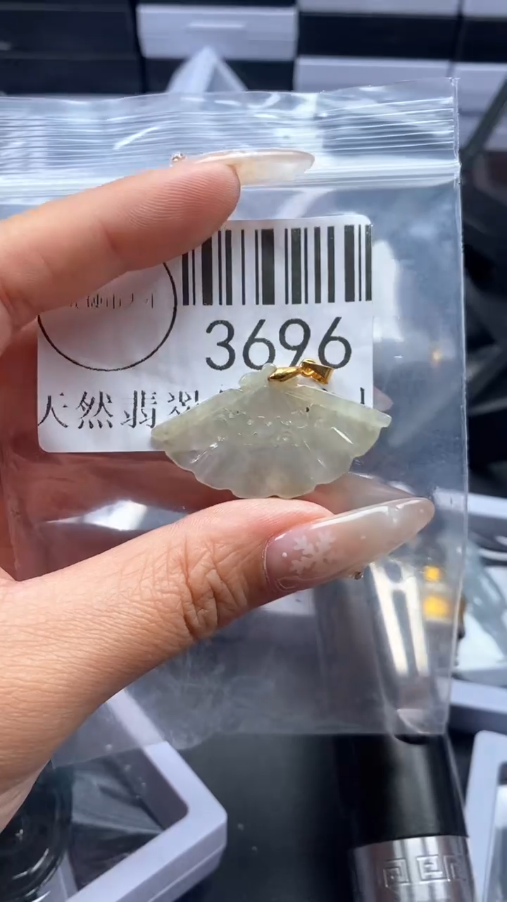 颈饰未镶嵌翡翠3696