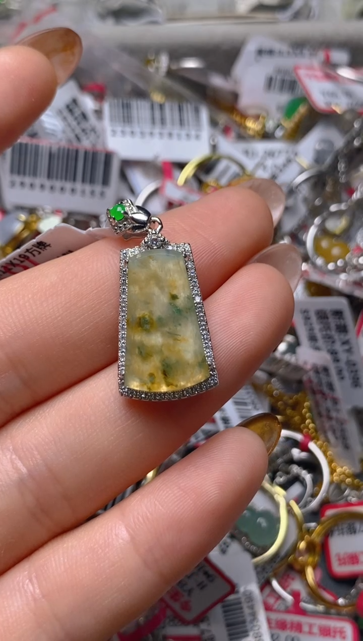 银S925镶嵌戒指翡翠百内无证书