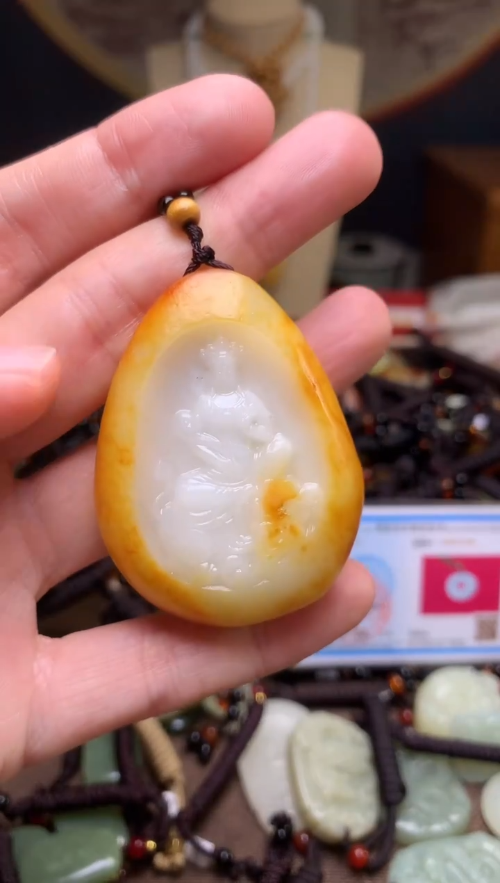 颈饰未镶嵌和田玉新疆料青海料清水和田玉吊坠