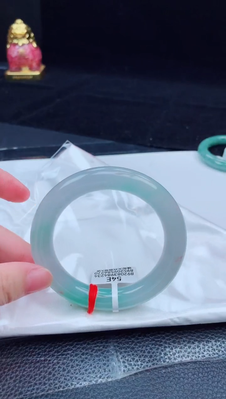 翡翠手镯未镶嵌缅甸天然翡翠A货手镯