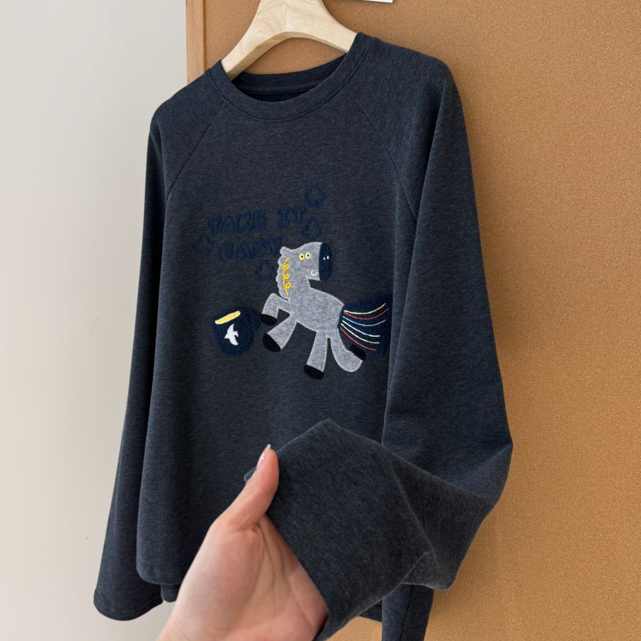 【软萌小马】秋冬软糯舒服保暖内里拉绒彩虹尾小马刺绣长袖打底上衣