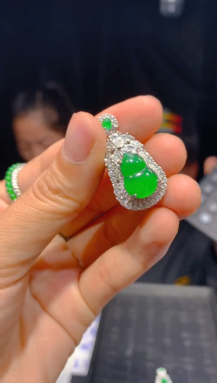 【闪购商品】定制翡翠未镶嵌109多样性发货（发其一）