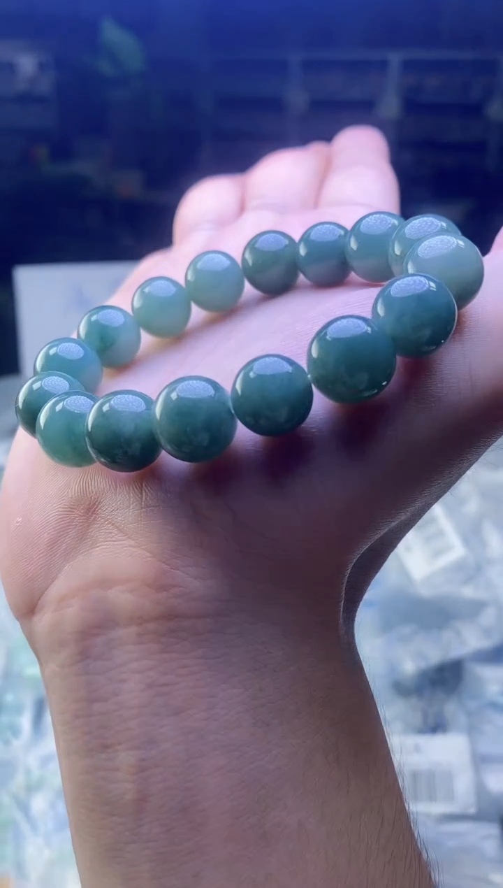 定制翡翠未镶嵌天然缅甸A货翡翠，多样性发货，拍一发一