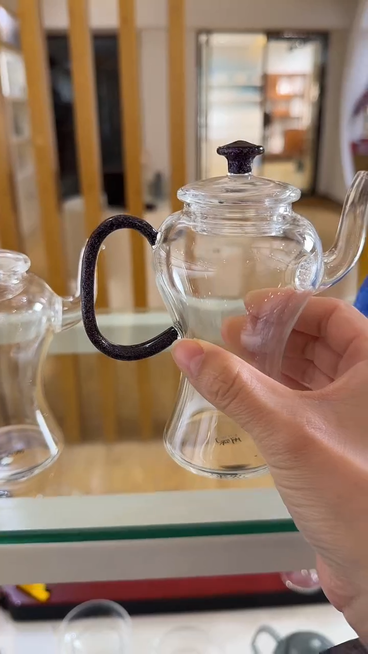 玉见隽秀壶紫金    