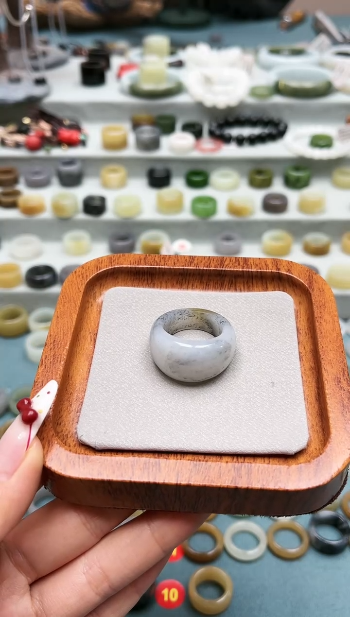 【闪购商品】和田玉戒指未镶嵌23号