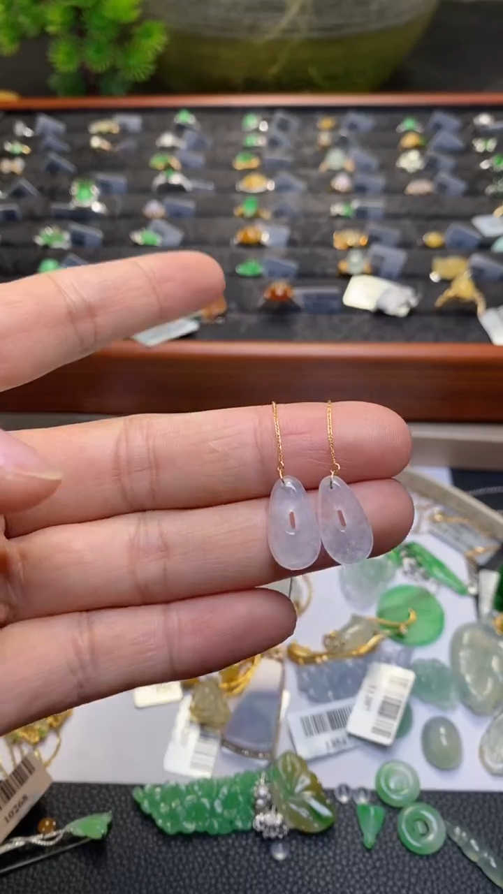 颈饰18K金镶嵌翡翠净货33867