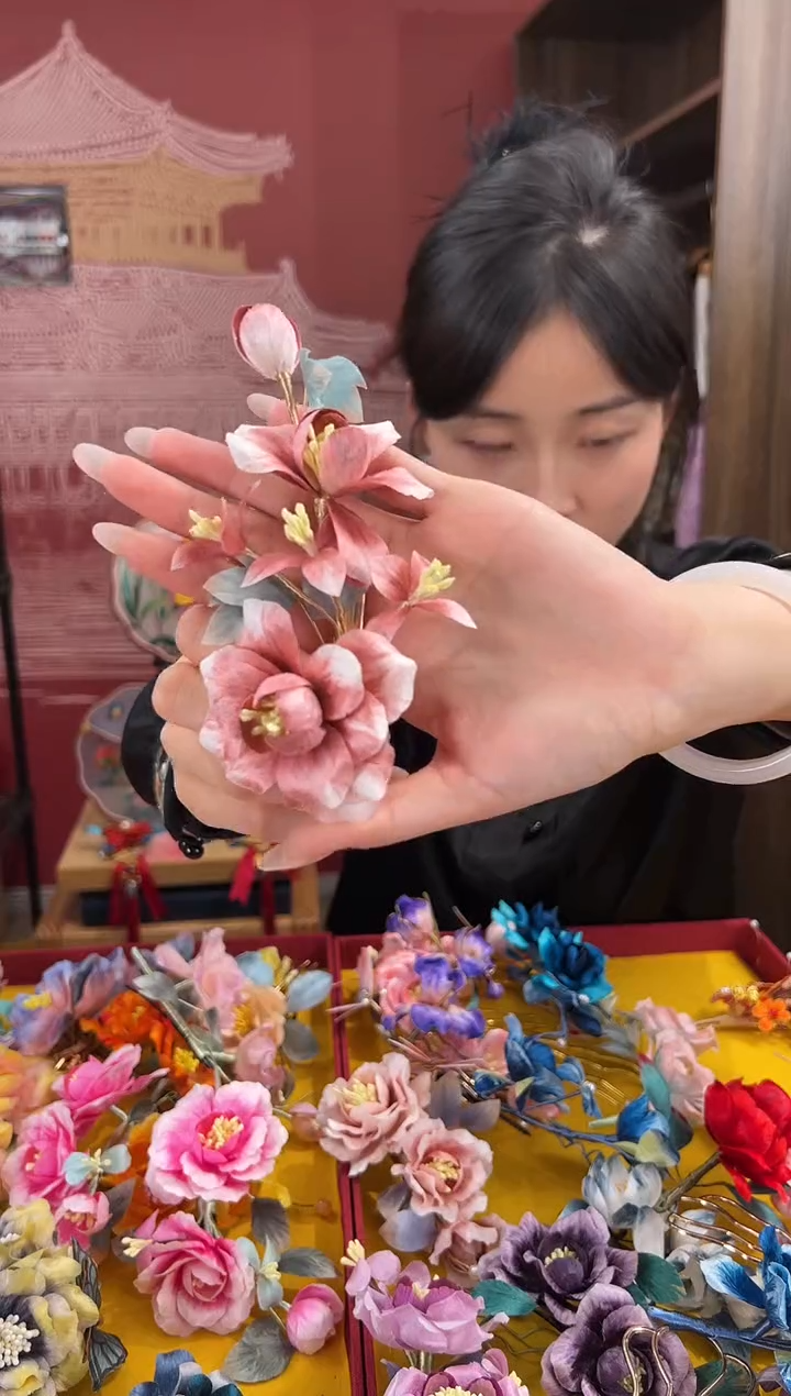 【闪购商品】刺绣非遗绒花（发饰）