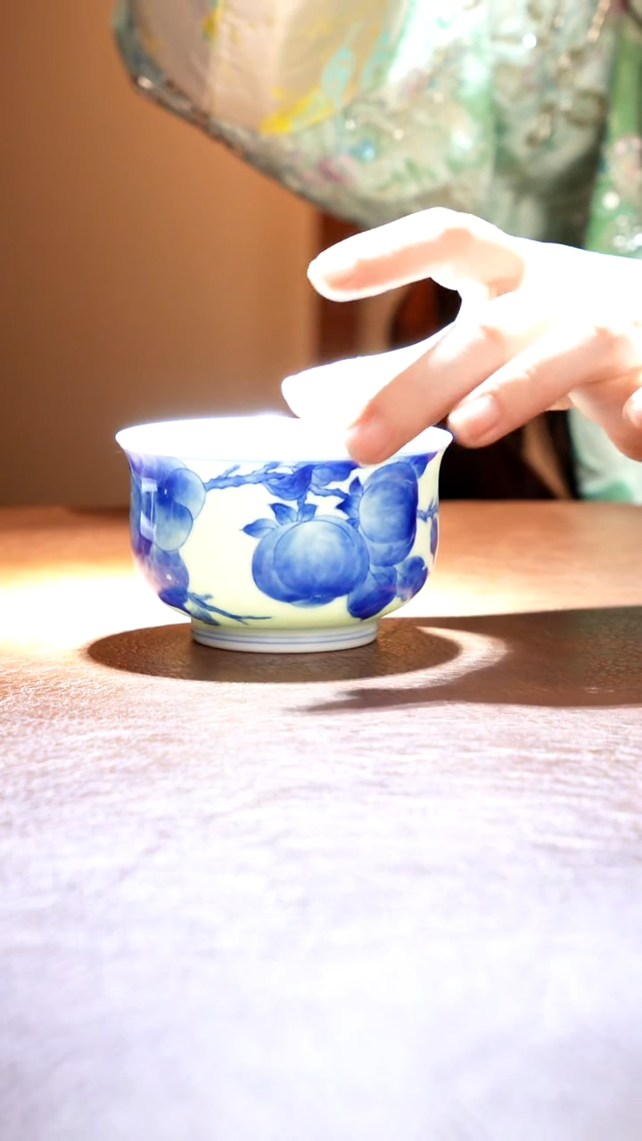 摆件陶景德镇瓷器，青花瓷手绘茶具~