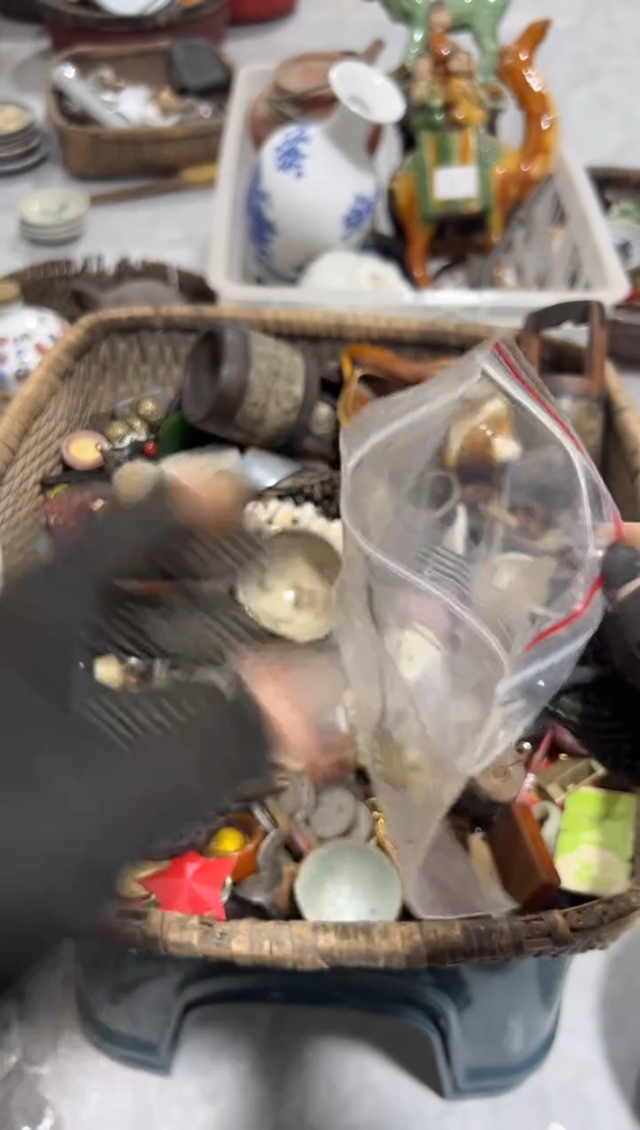 香****8秒拍秒付闪购瓷铜摆件