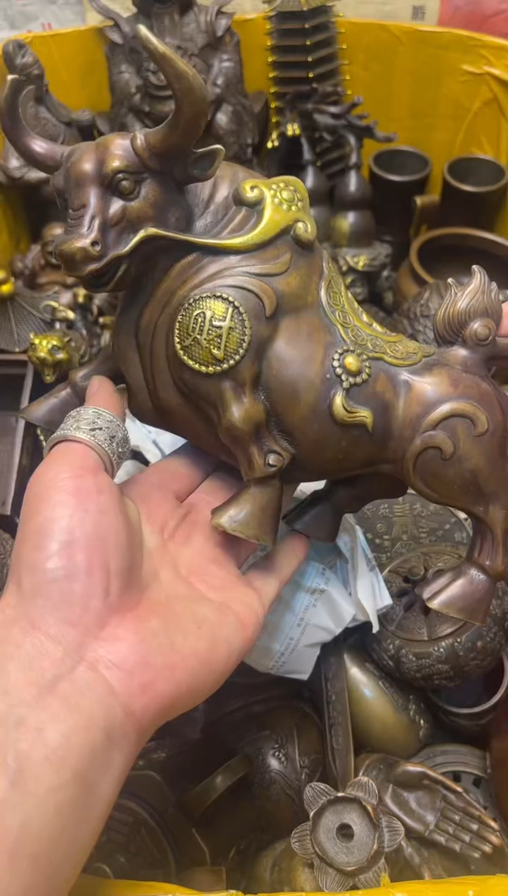 精美铜器，点击下单