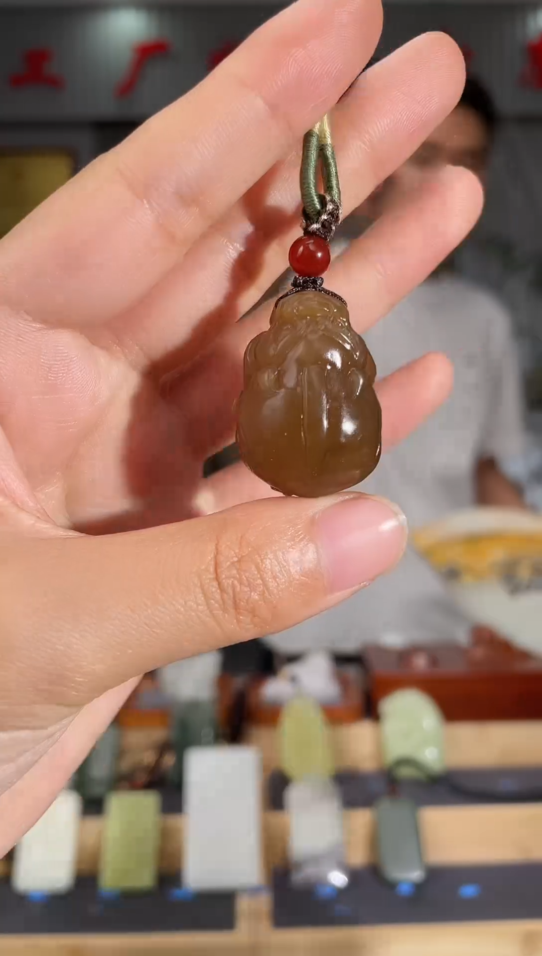 和田玉未镶嵌颈饰1