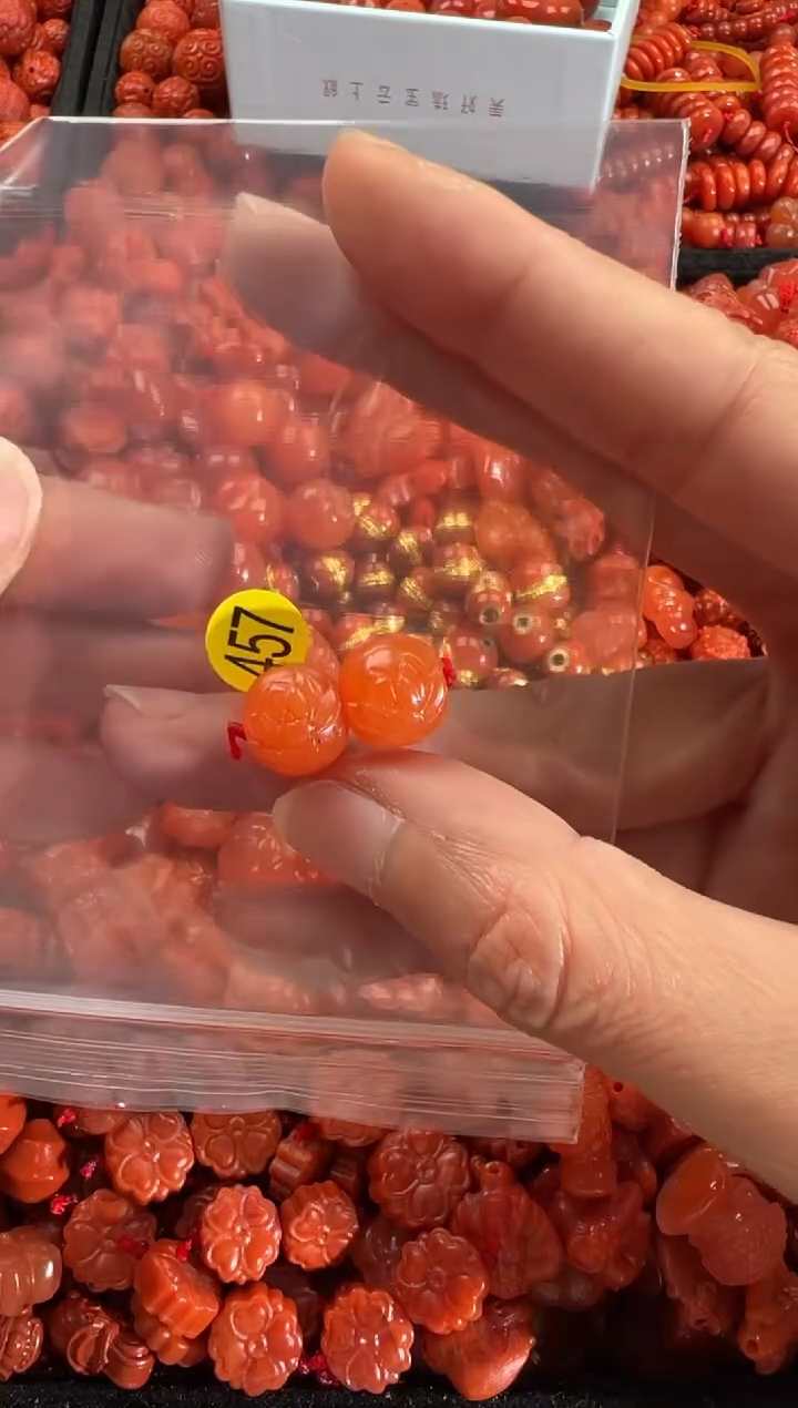 【闪购商品】南红玛瑙颈饰未镶嵌1