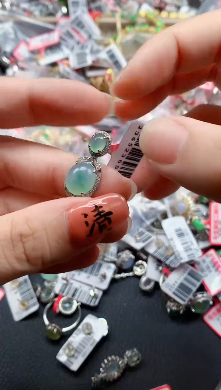 银S925镶嵌戒指翡翠天然A货缅甸翡翠