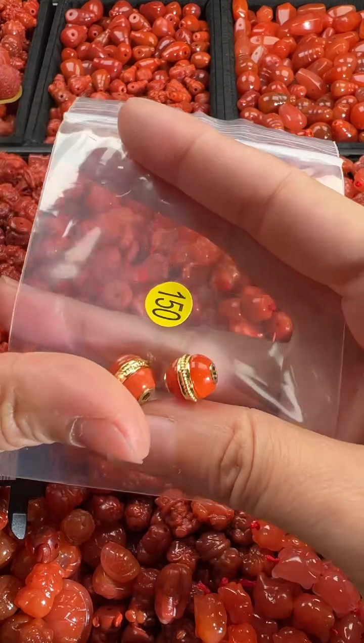 【闪购商品】南红玛瑙颈饰未镶嵌1