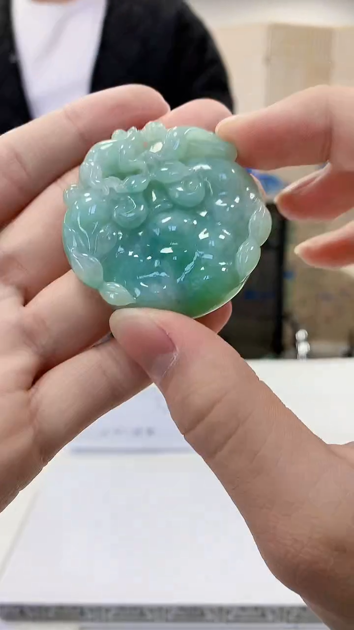 【闪购商品】定制翡翠未镶嵌4688bb-毛货挂件156赠珠链